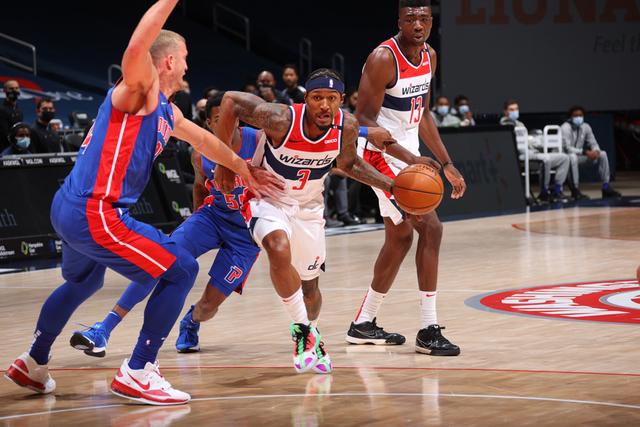 他的成绩不 他的成绩不