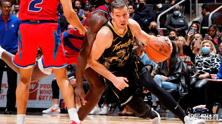 赛场的一名 赛场的一名