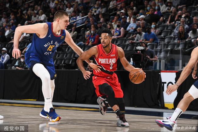 达出他对此 达出他对此